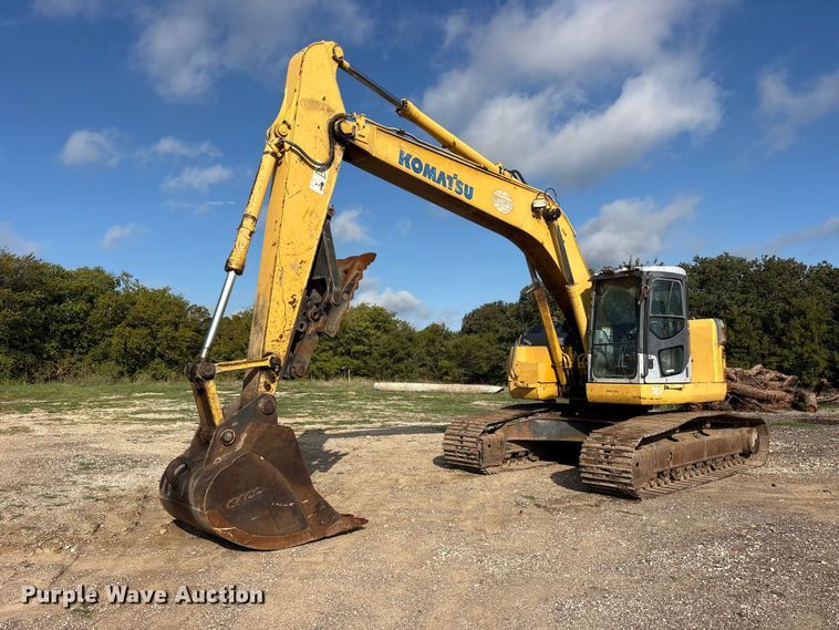 2007 Komatsu PC228 USLC-3 excavator - ES8306