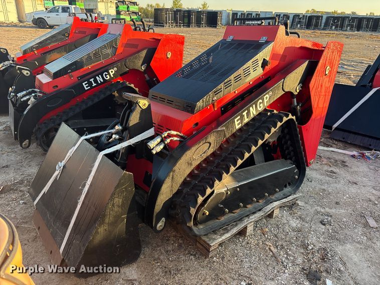2024 Erie SCL850 compact utility loader - ES8331