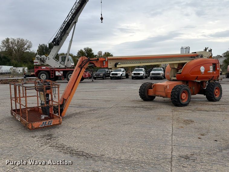 2000 JLG 660SJ boom lift - EV7026