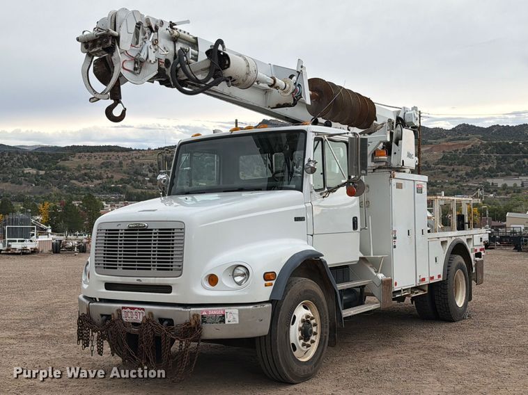 2003 Freightliner FL112 digger derrick truck - EW0999