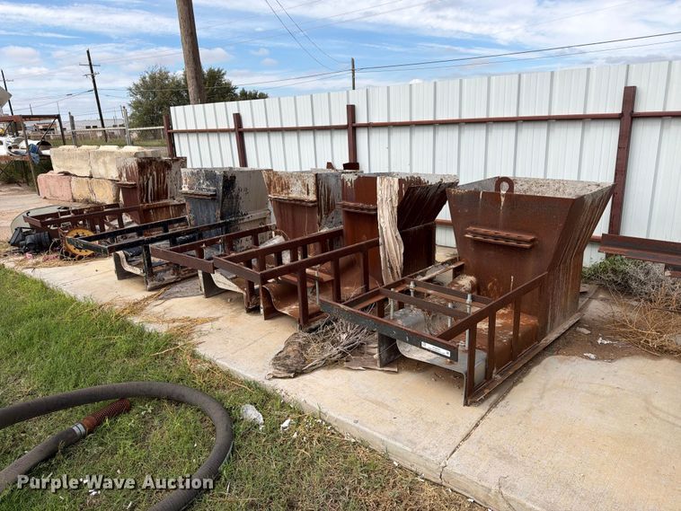 (6) concrete curb forms - FC0018