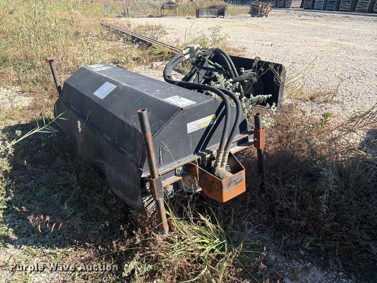 Skid steer attachments - FK3859