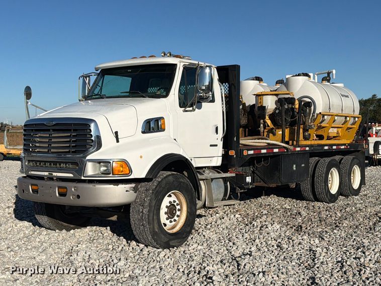 2008 Sterling L8500 flatbed truck with mud mixing system   - FK4189