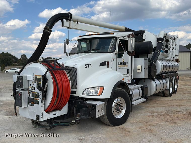 2011 Kenworth T440 sewer jetter truck - FN2064