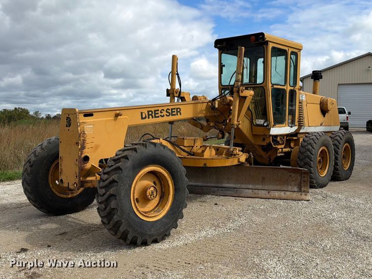 1987 Dresser A500E motor grader - FN5935