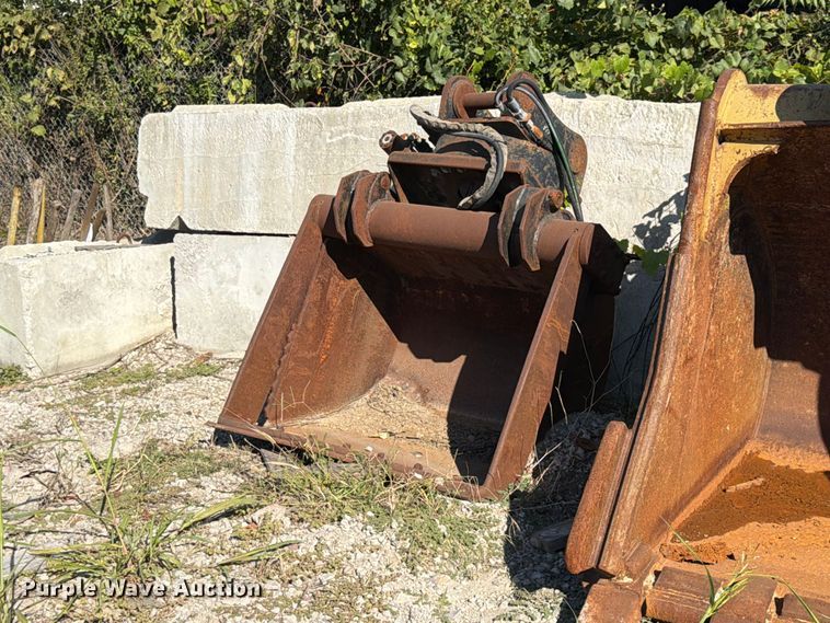 ARC excavator hydraulic bucket - FP4081