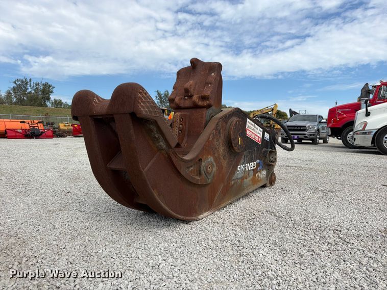 Genesis GCP410 excavator concrete pulverizer - FU4785