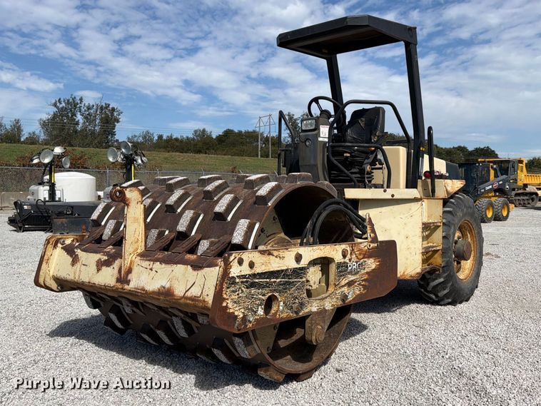 1999 Ingersoll Rand SD-70F PRO PAC single drum vibratory padfoot roller - FU4788