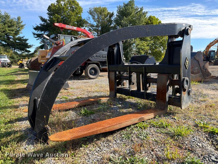 Pemberton LLC 418915 log grapple bucket - FV4501