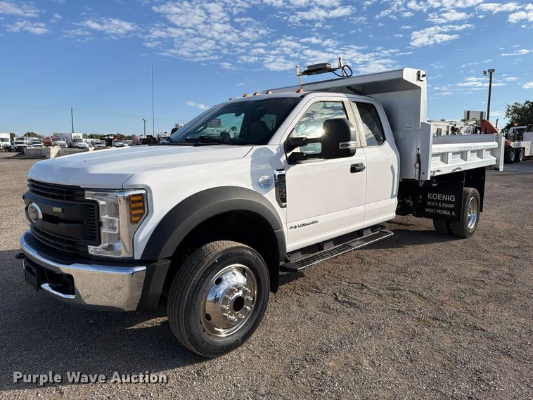 2019 Ford F550 Super Duty dump truck - FW3594