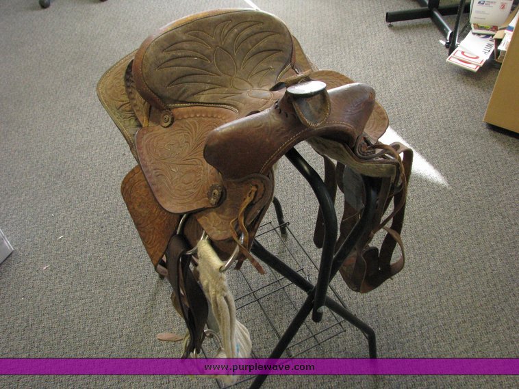 Western Saddle - 6466