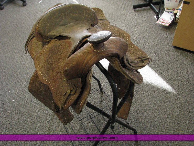 Western Saddle - 6467
