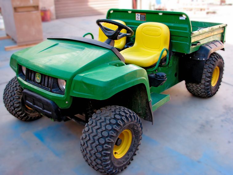 2005 John Deere Gator TS - 5061